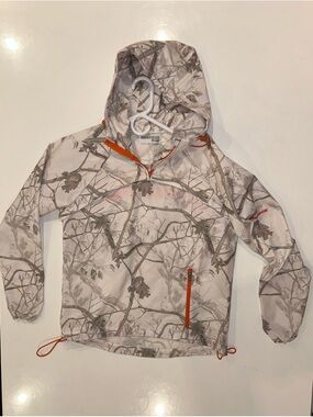 Frankie Collective F1 White Camo Women’s Zip Off Windbreaker w/ Orange Detail XS